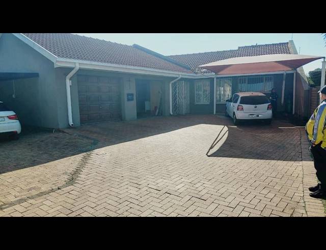 3 BEDROOM HOUSE FOR SALE IN BRACKENDOWNS